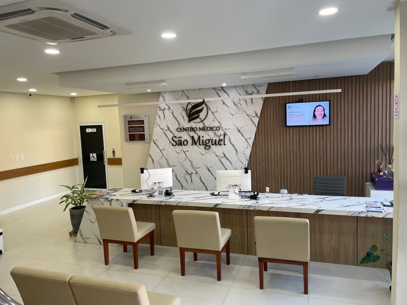Interior da Clínica São Miguel